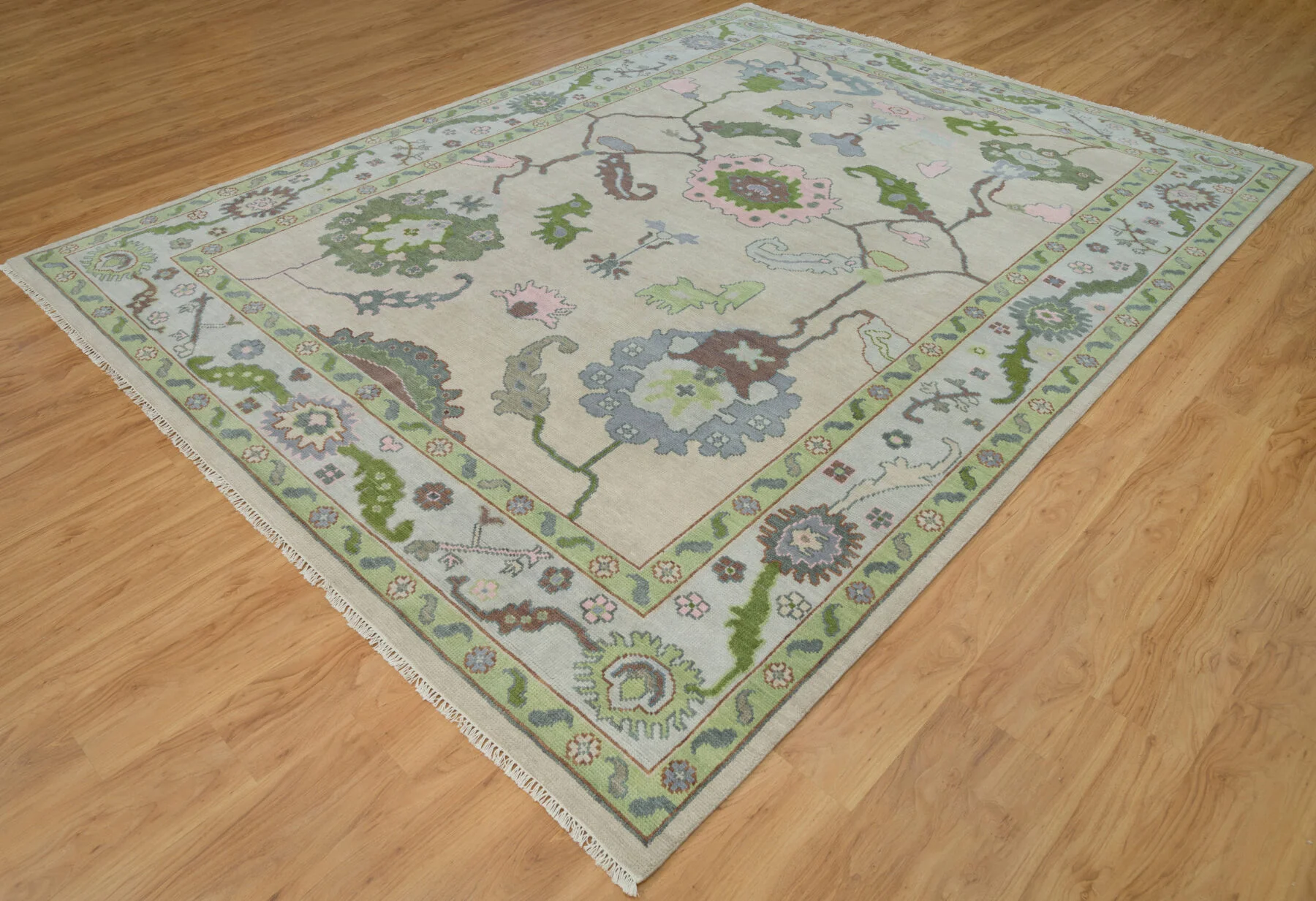 Sage & Blush Hand-Knotted Oushak Rug – Palmette & Rosette (3779)