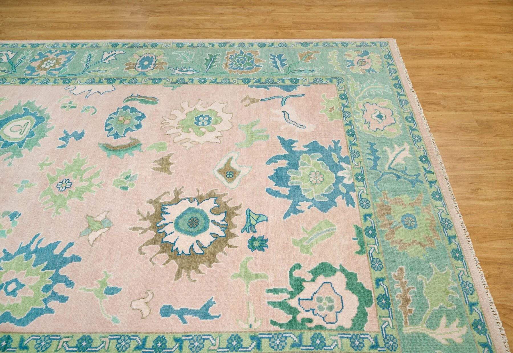 Blush & Green Hand-Knotted Oushak Rug – Palmette & Rosette