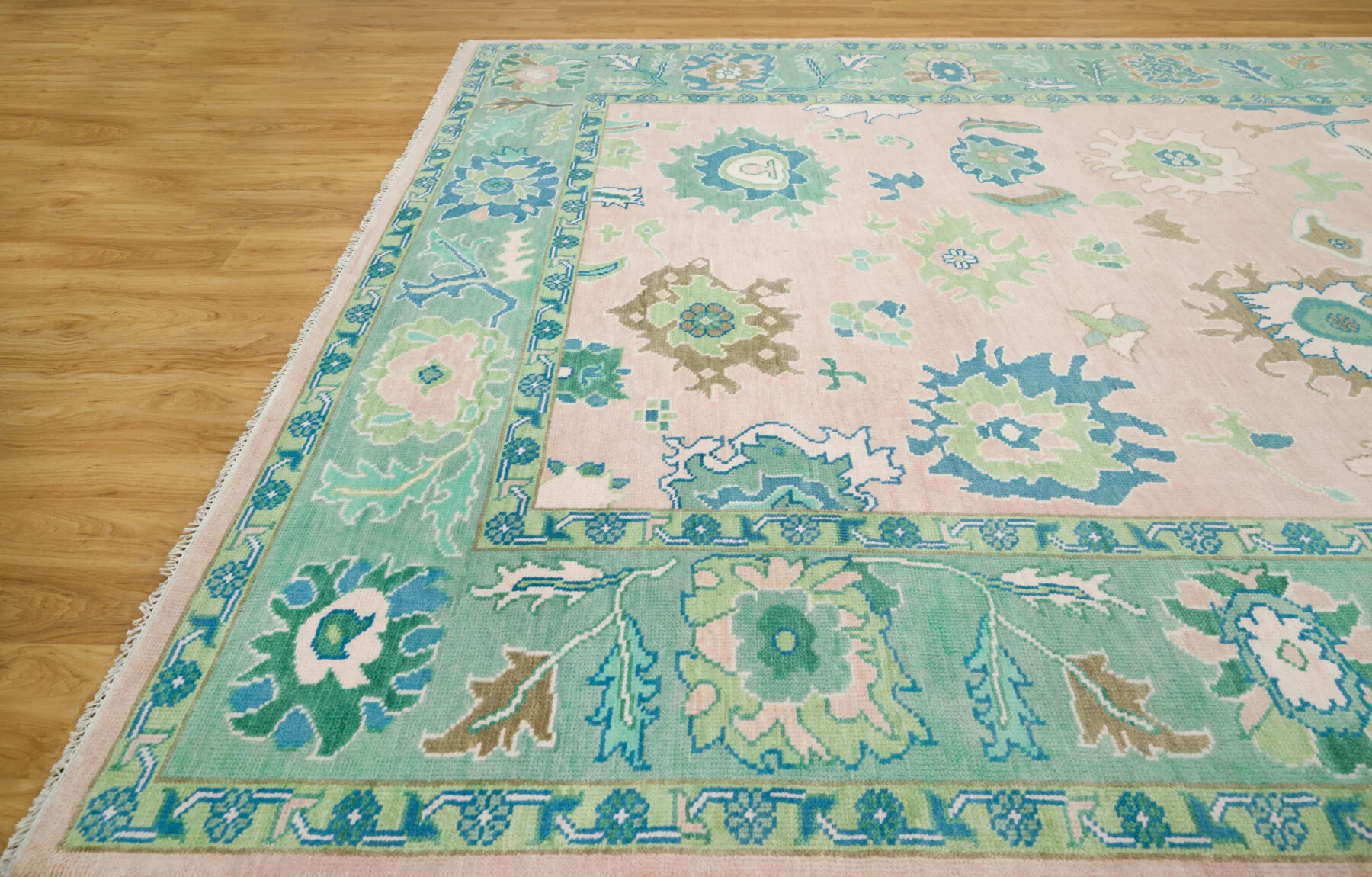 Blush & Green Hand-Knotted Oushak Rug – Palmette & Rosette
