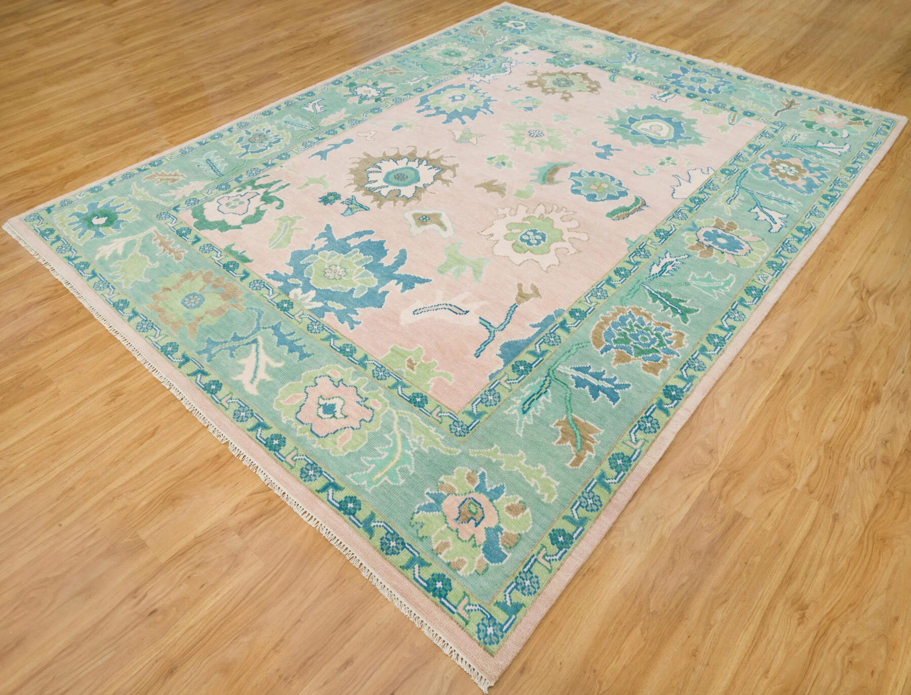 Blush & Green Hand-Knotted Oushak Rug – Palmette & Rosette
