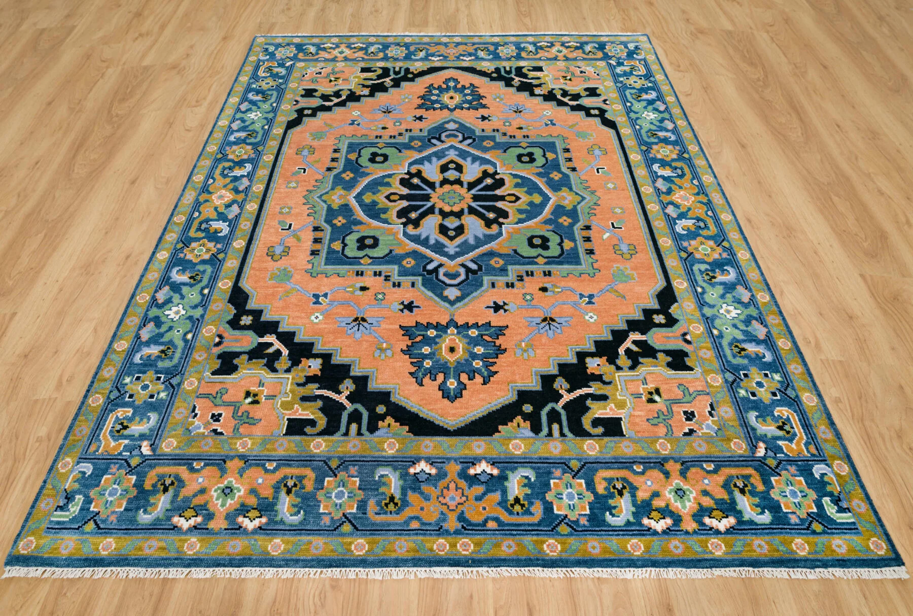 Coral Hand-Knotted Oushak Rug – Medallion & Palmette