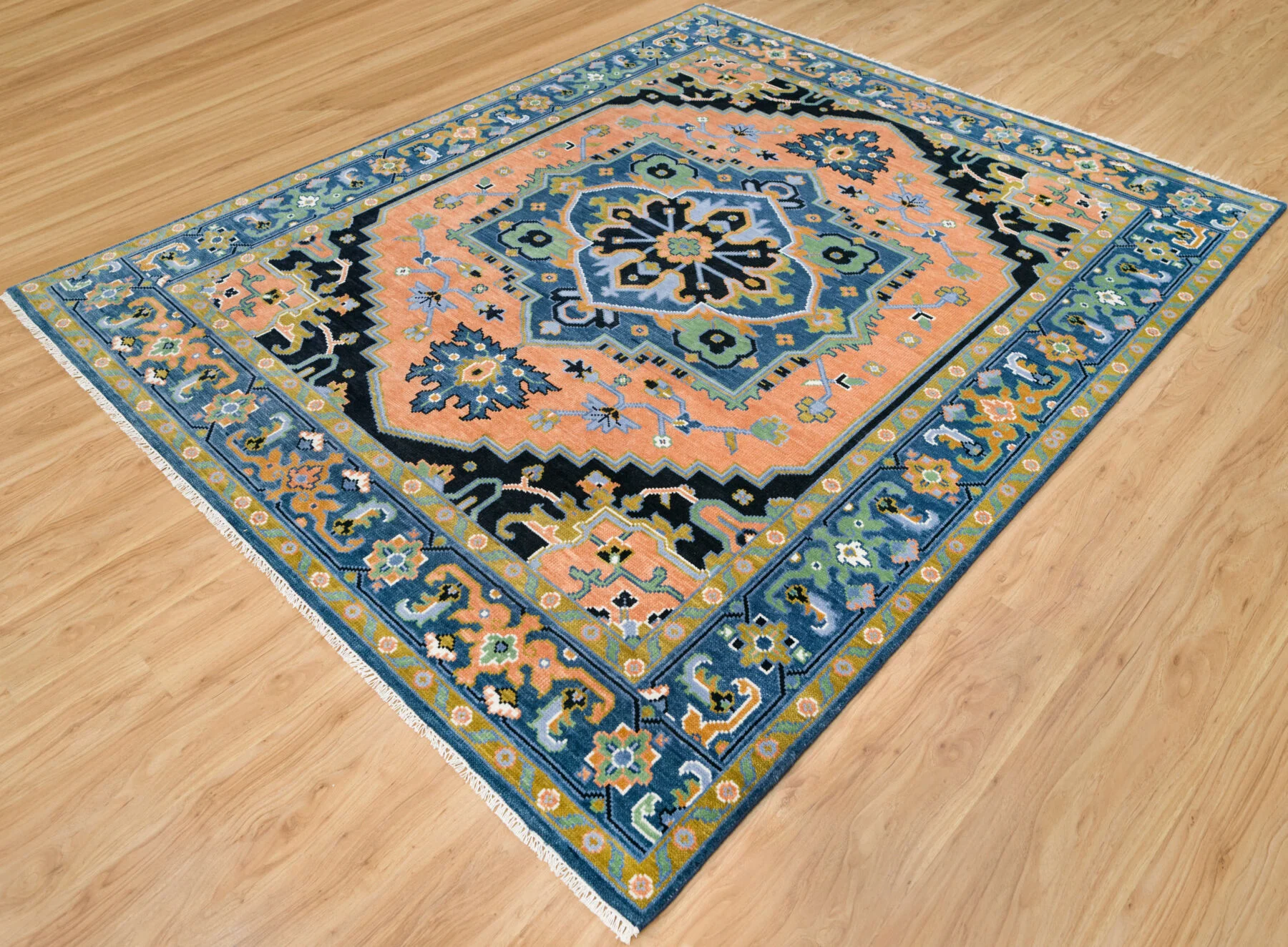 Coral Hand-Knotted Oushak Rug – Medallion & Palmette