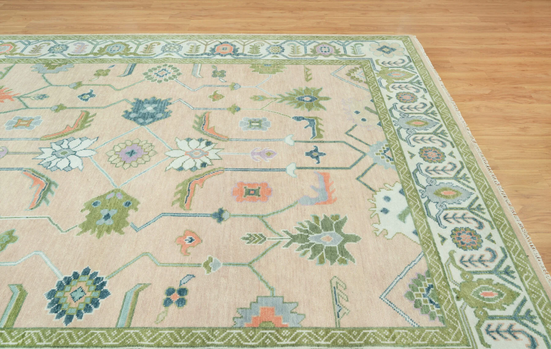Beige & Teal Hand-Knotted Oushak Rug – Palmette & Rosette