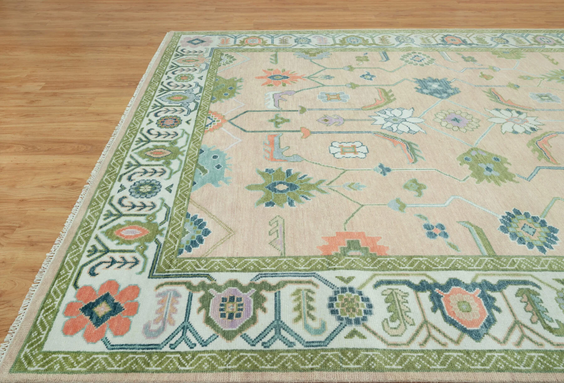 Beige & Teal Hand-Knotted Oushak Rug – Palmette & Rosette
