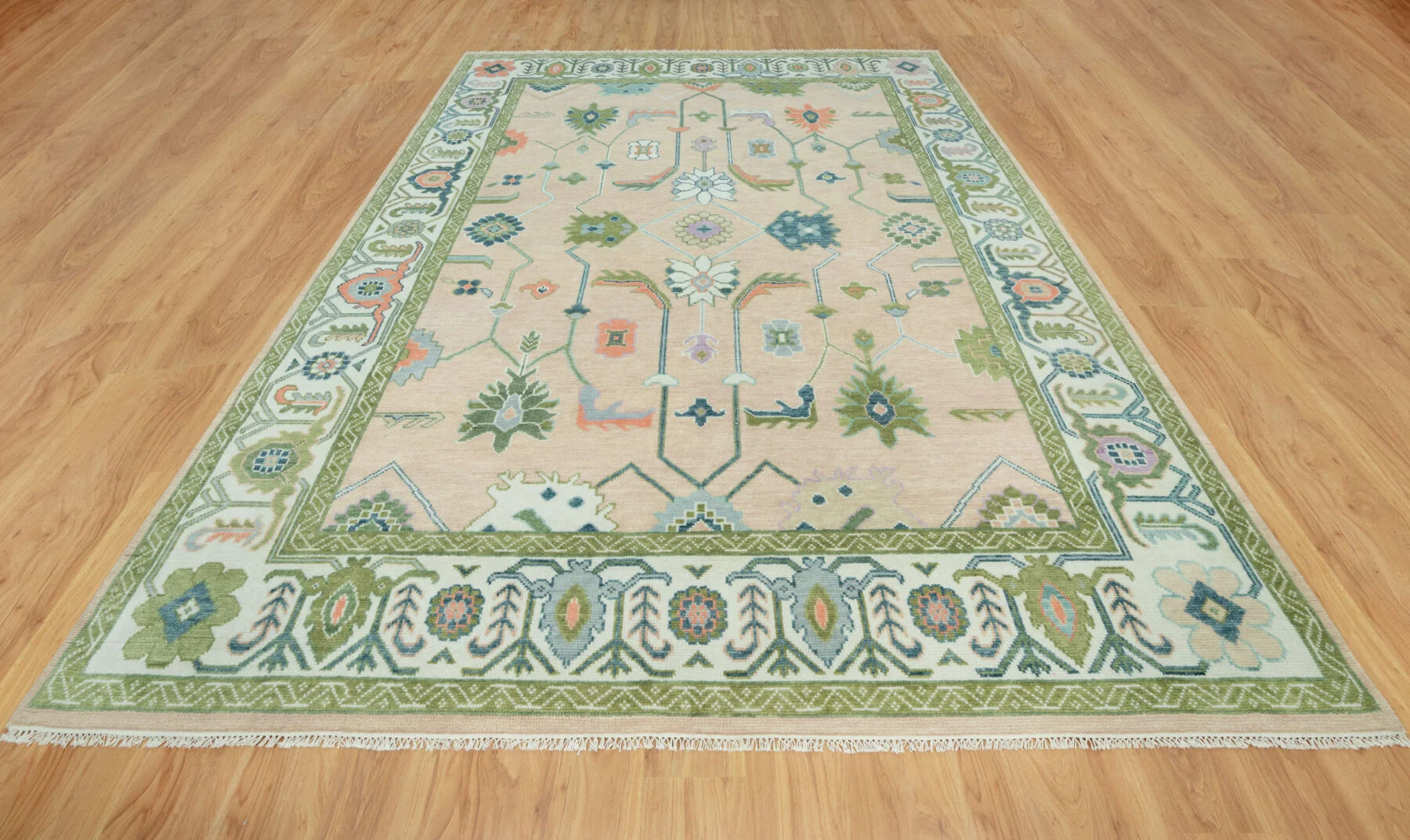 Beige & Teal Hand-Knotted Oushak Rug – Palmette & Rosette