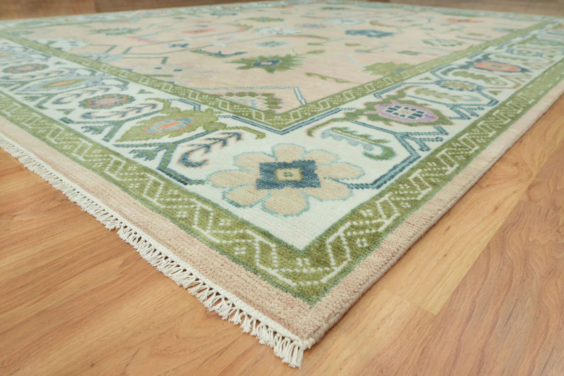 Beige & Teal Hand-Knotted Oushak Rug – Palmette & Rosette