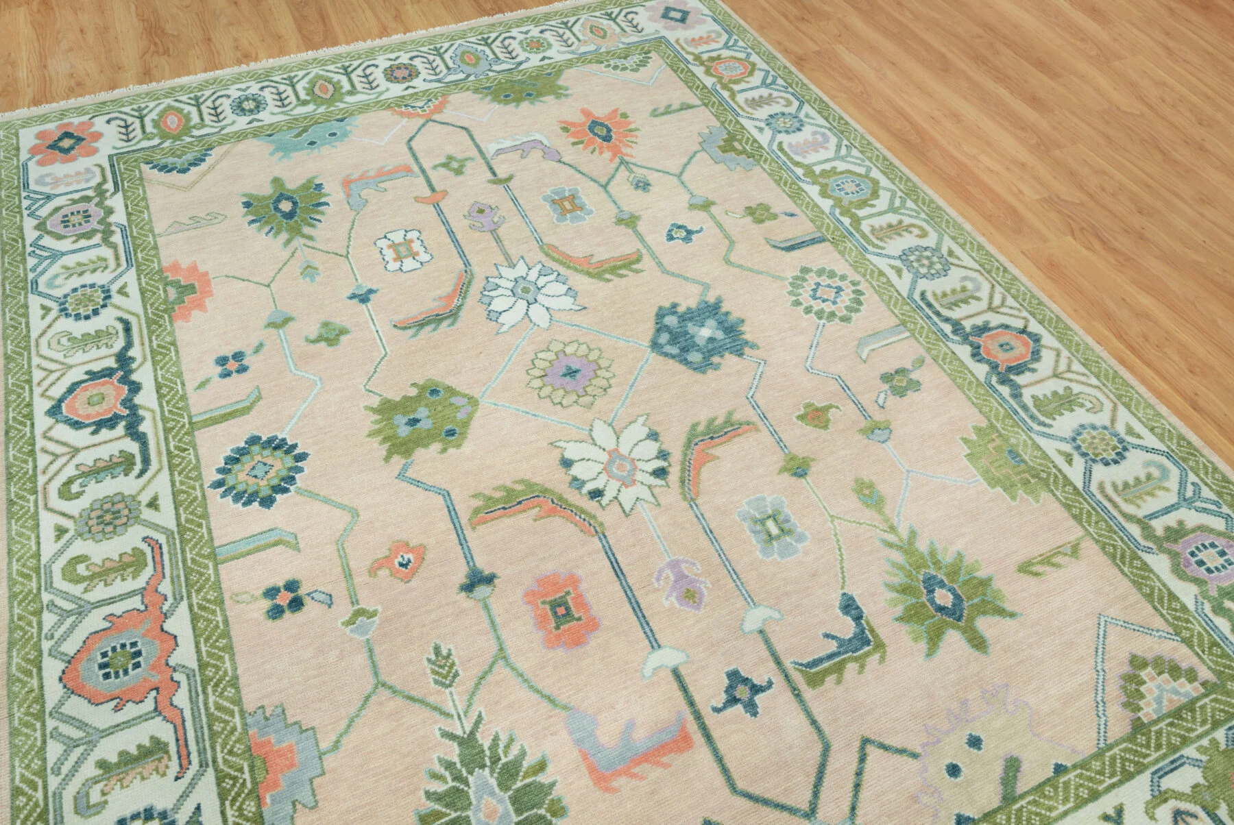 Beige & Teal Hand-Knotted Oushak Rug – Palmette & Rosette