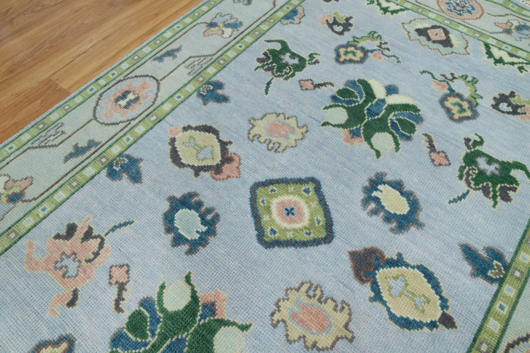 Blue & Blush Hand-Knotted Oushak Rug – Palmette & Rosette (3806)