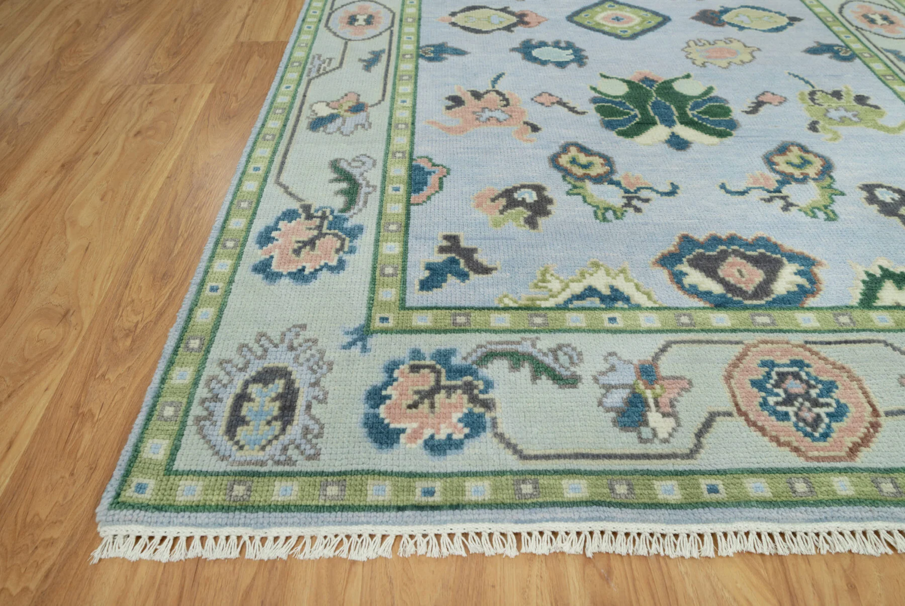 Blue & Blush Hand-Knotted Oushak Rug – Palmette & Rosette (3806)