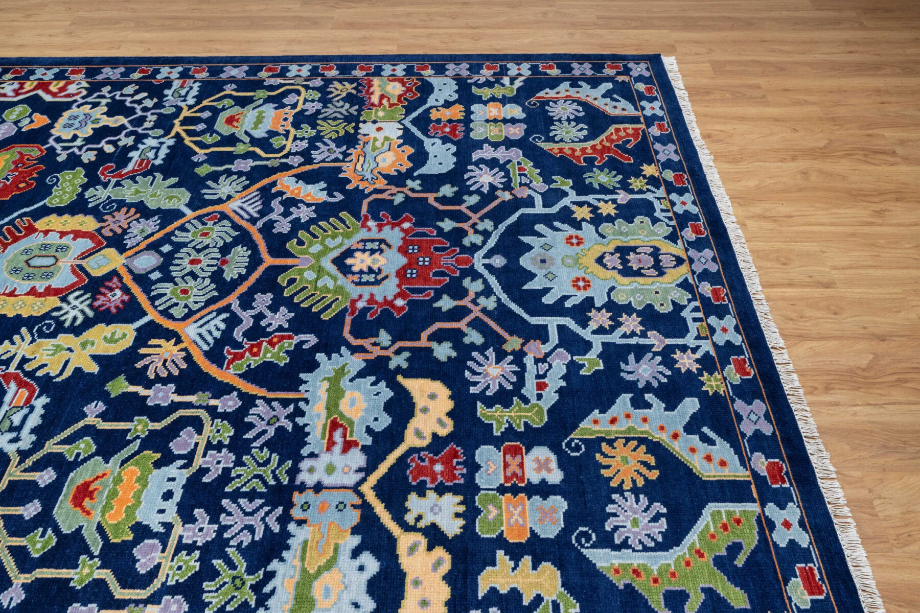Navy & Red Hand-Knotted Oushak Rug – Palmette & Rosette