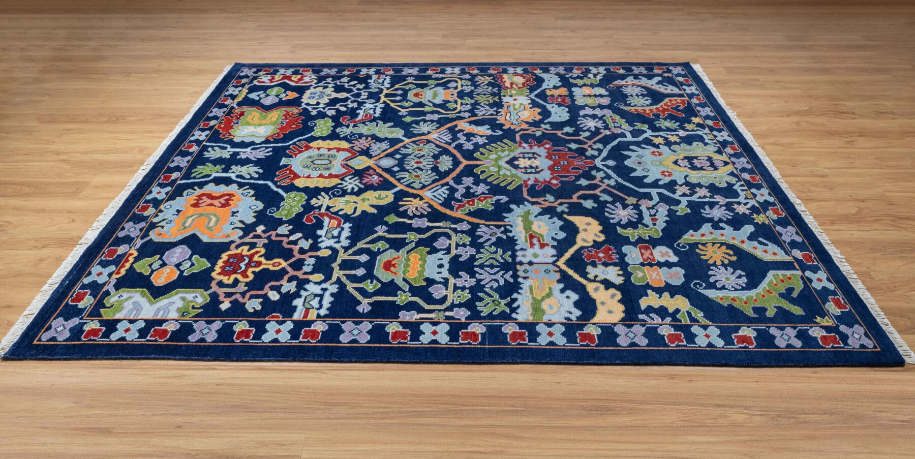 Navy & Red Hand-Knotted Oushak Rug – Palmette & Rosette
