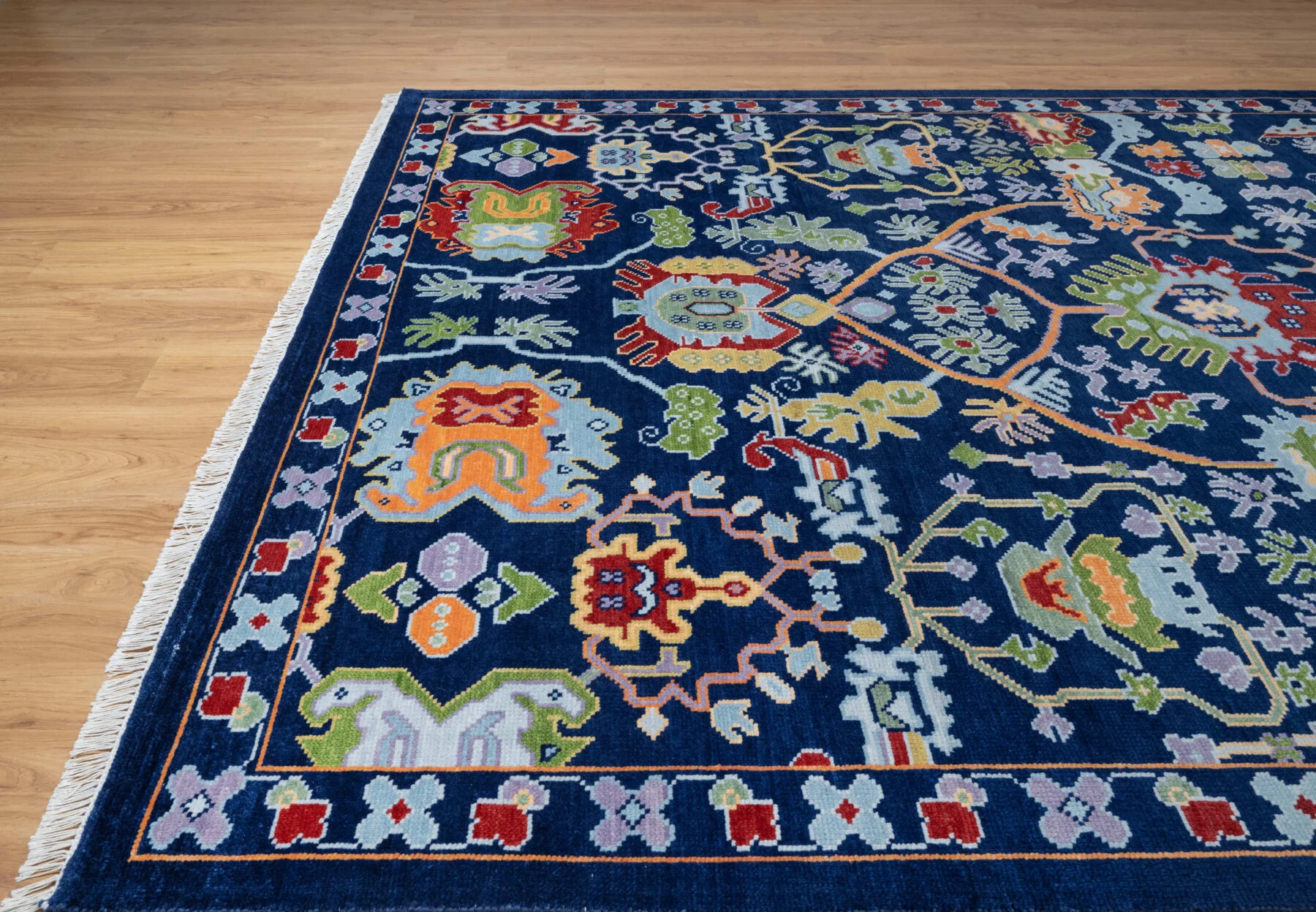 Navy & Red Hand-Knotted Oushak Rug – Palmette & Rosette