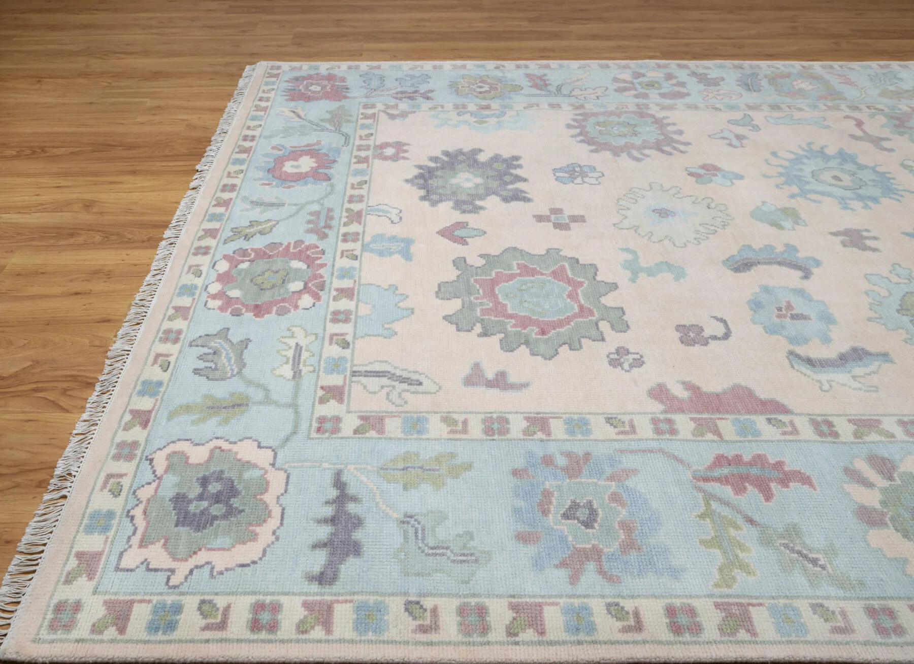 Blush & Sage Hand-Knotted Oushak Rug – Palmette & Rosette (3818)