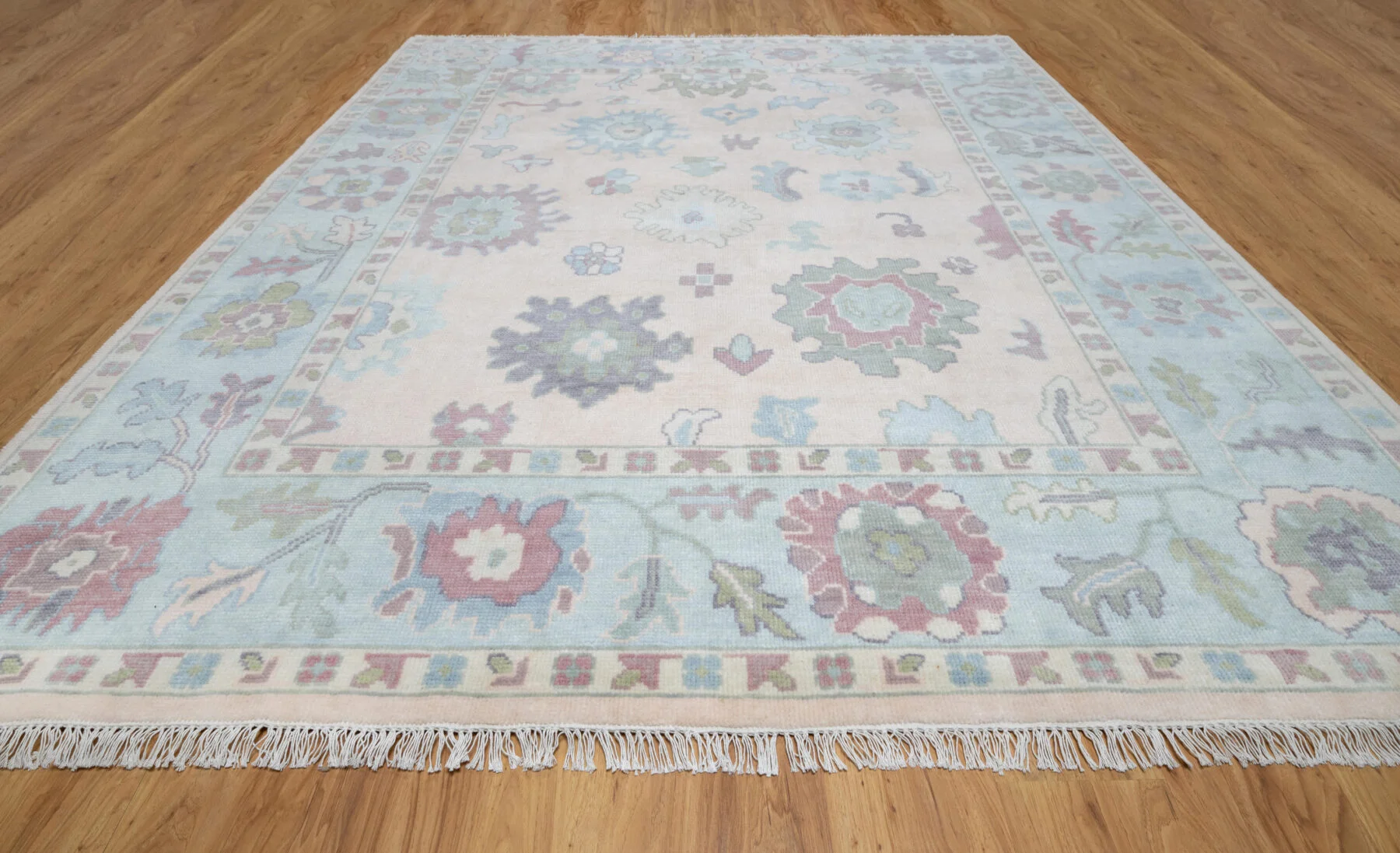 Blush & Sage Hand-Knotted Oushak Rug – Palmette & Rosette (3818)