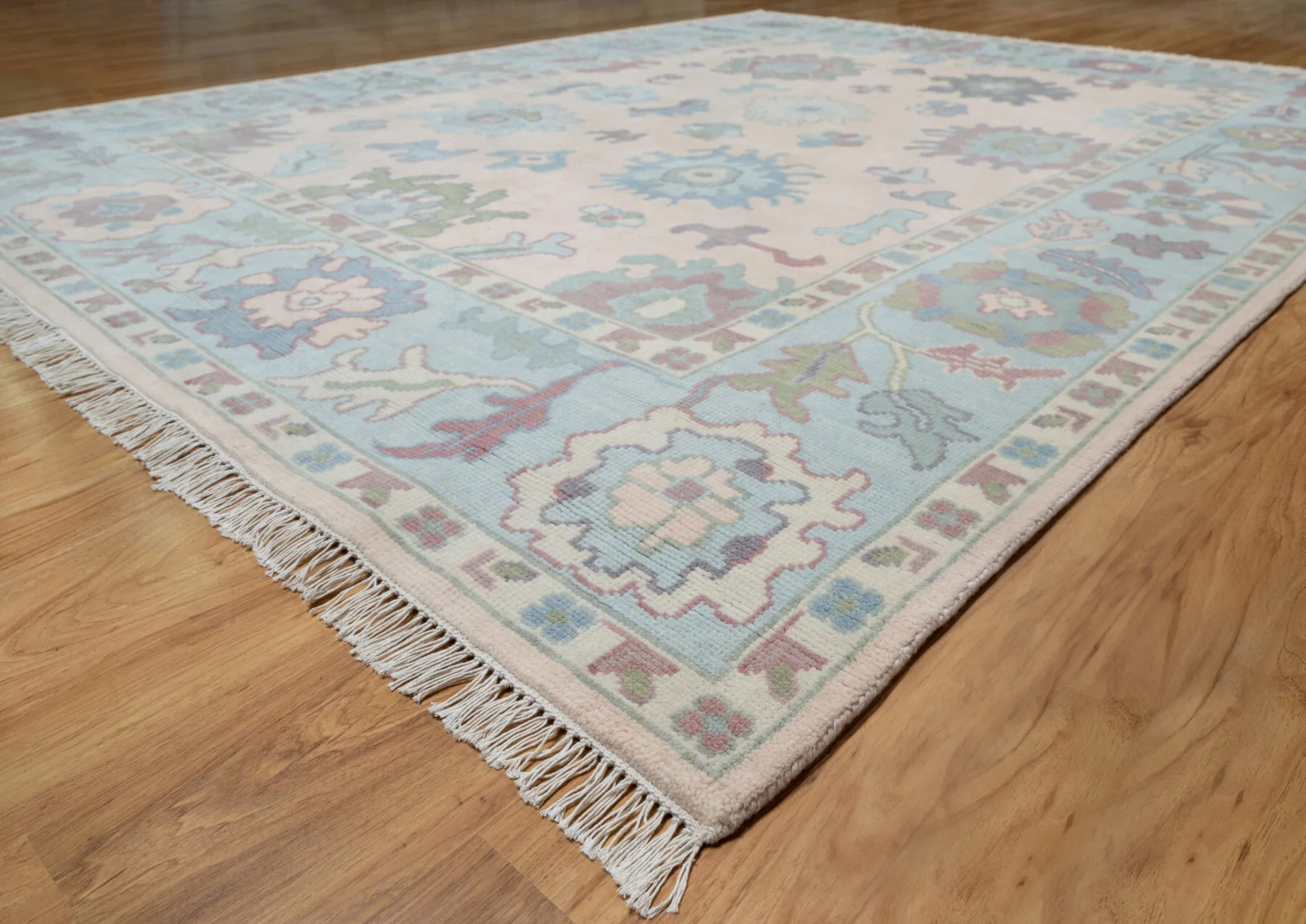 Blush & Sage Hand-Knotted Oushak Rug – Palmette & Rosette (3818)