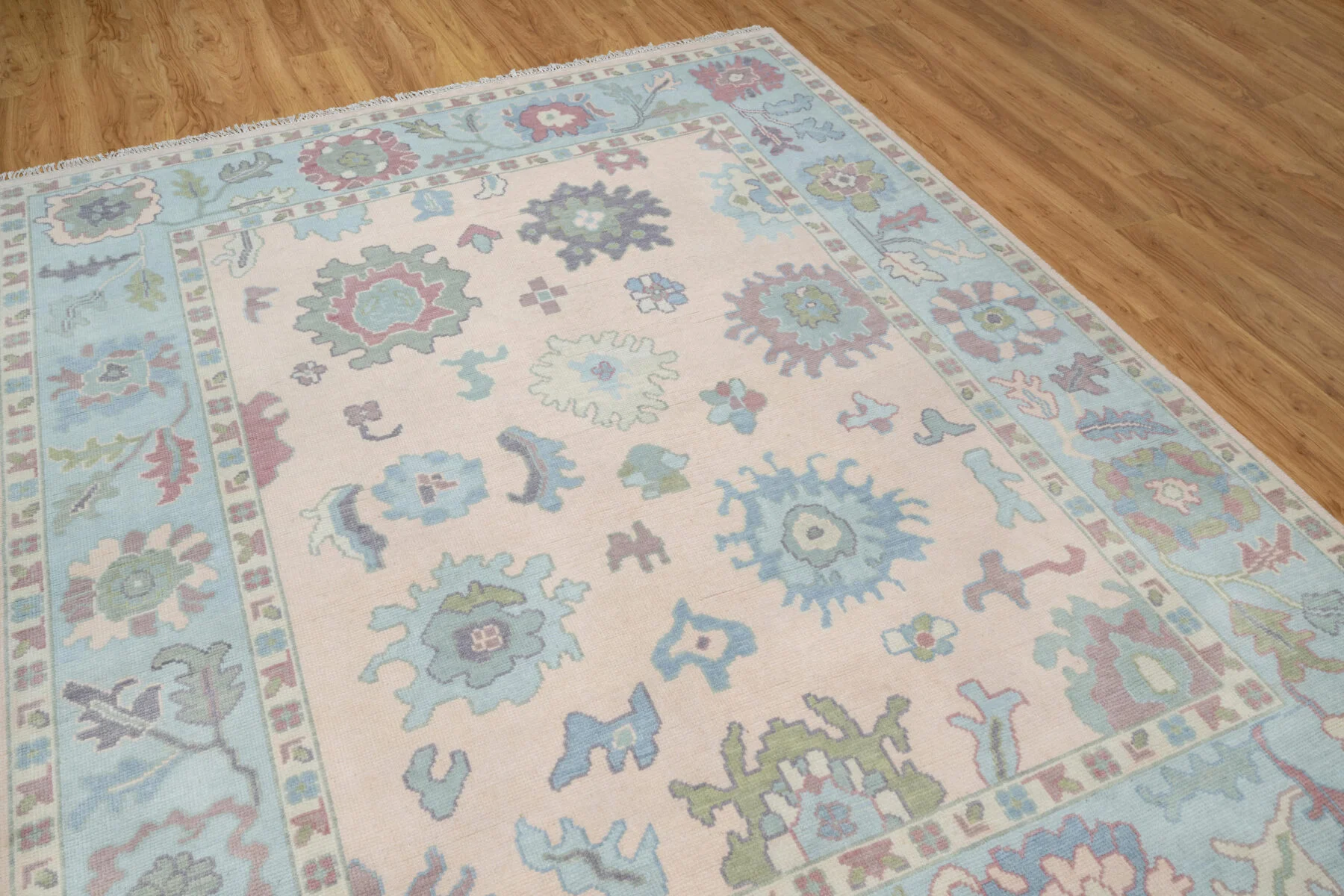 Blush & Sage Hand-Knotted Oushak Rug – Palmette & Rosette (3818)