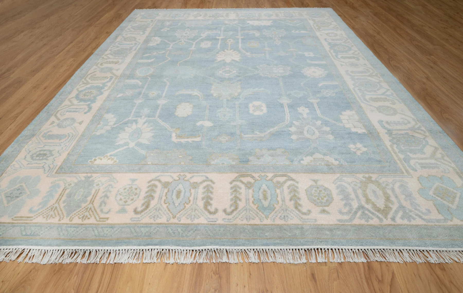 Blue & Sage Hand-Knotted Oushak Rug – Palmette & Rosette (3819)