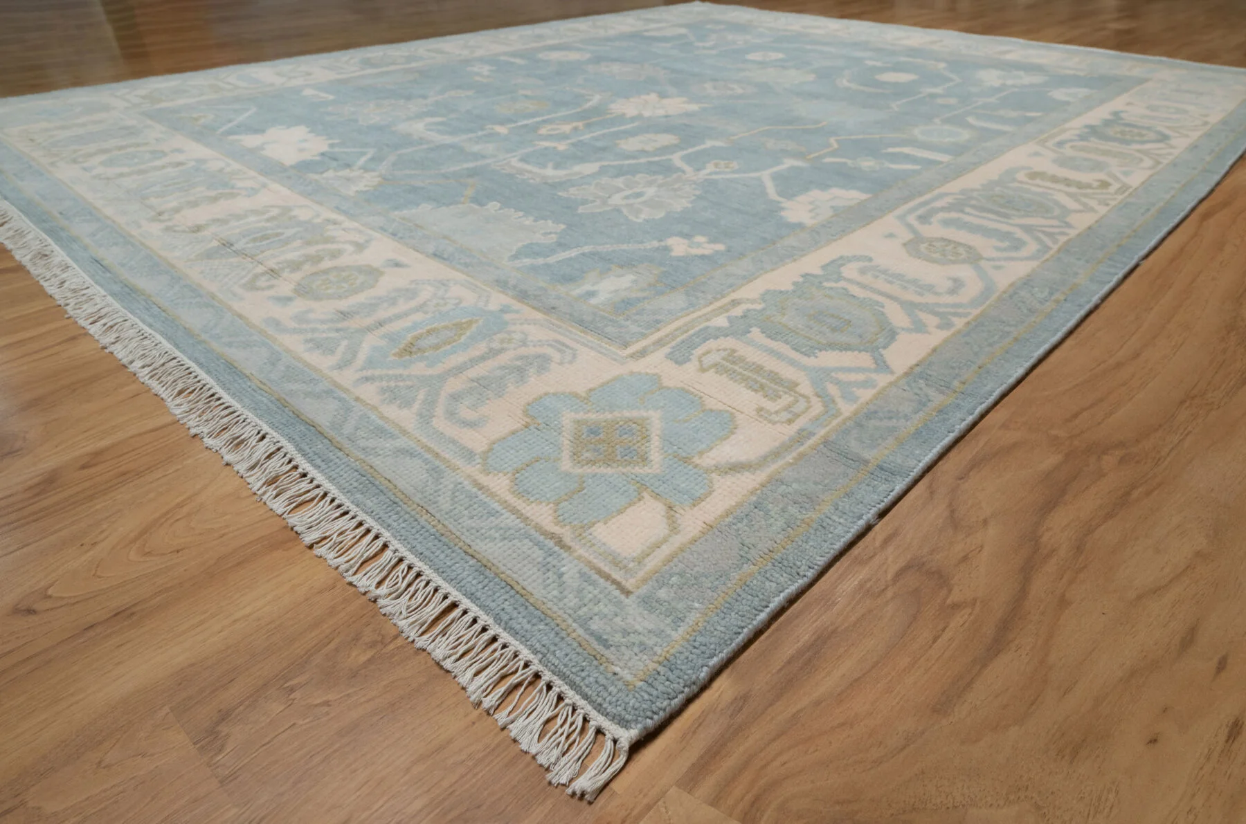 Blue & Sage Hand-Knotted Oushak Rug – Palmette & Rosette (3819)