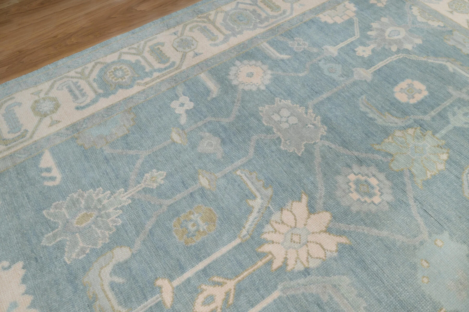 Blue & Sage Hand-Knotted Oushak Rug – Palmette & Rosette (3819)