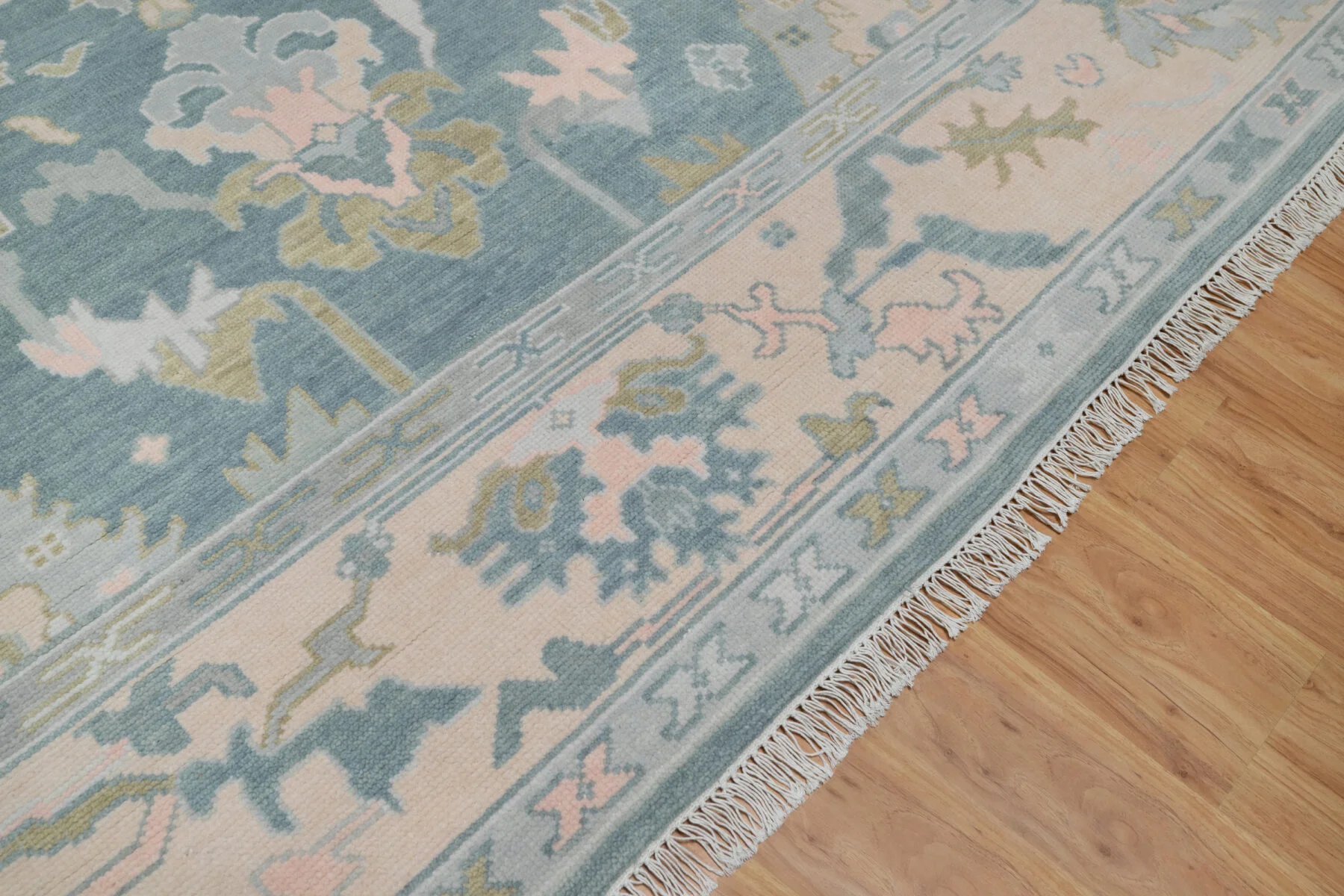 Blue & Sage Hand-Knotted Oushak Rug – Palmette & Rosette (3820)