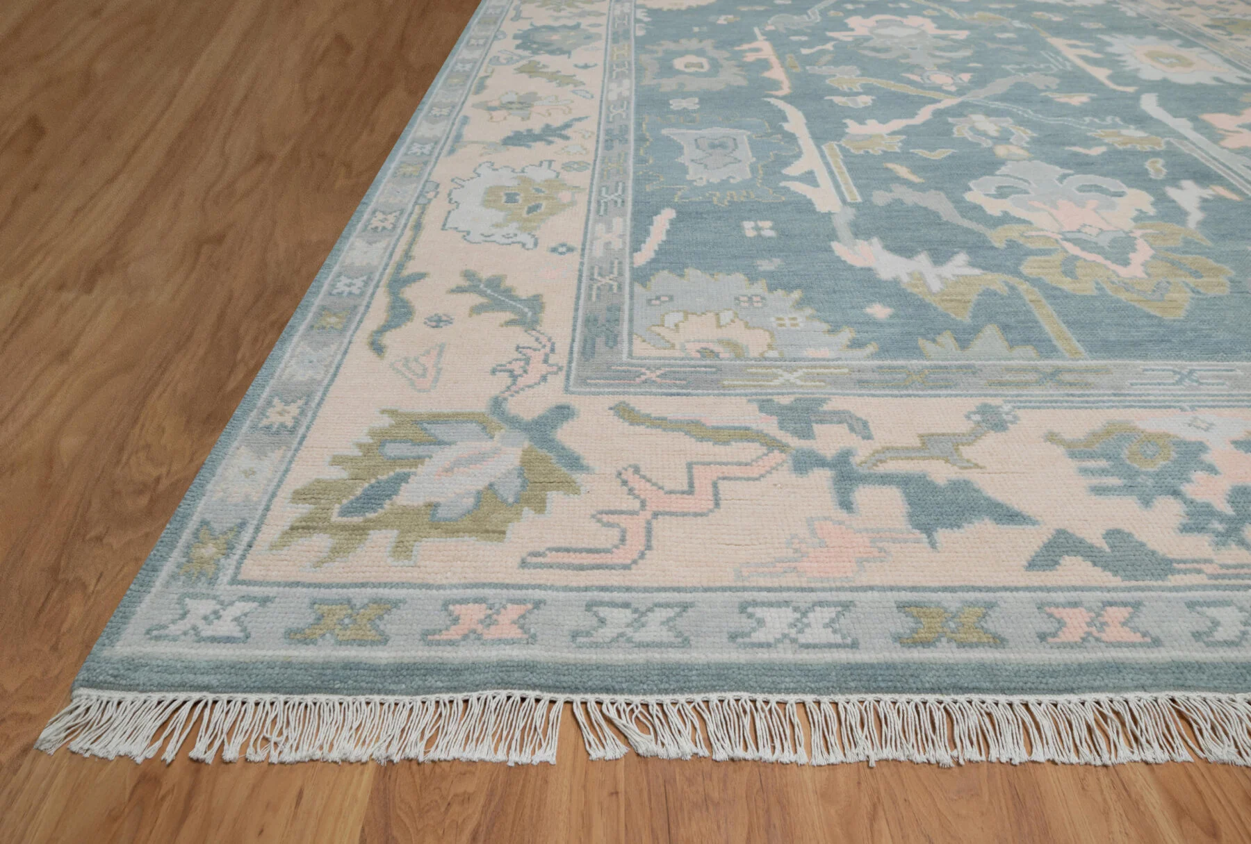 Blue & Sage Hand-Knotted Oushak Rug – Palmette & Rosette (3820)