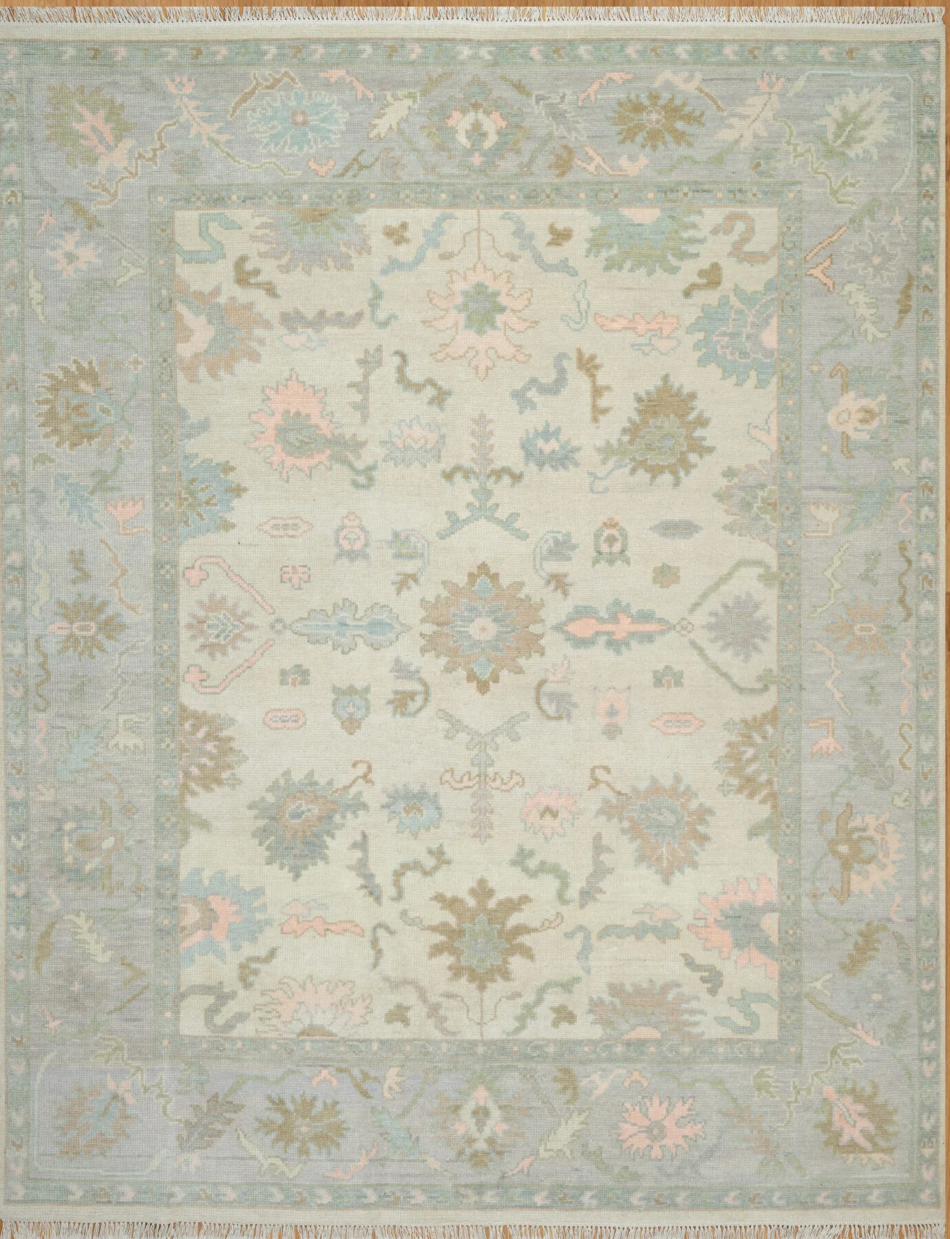 Ivory & Olive Hand-Knotted Oushak Rug – Palmette & Rosette (3821)