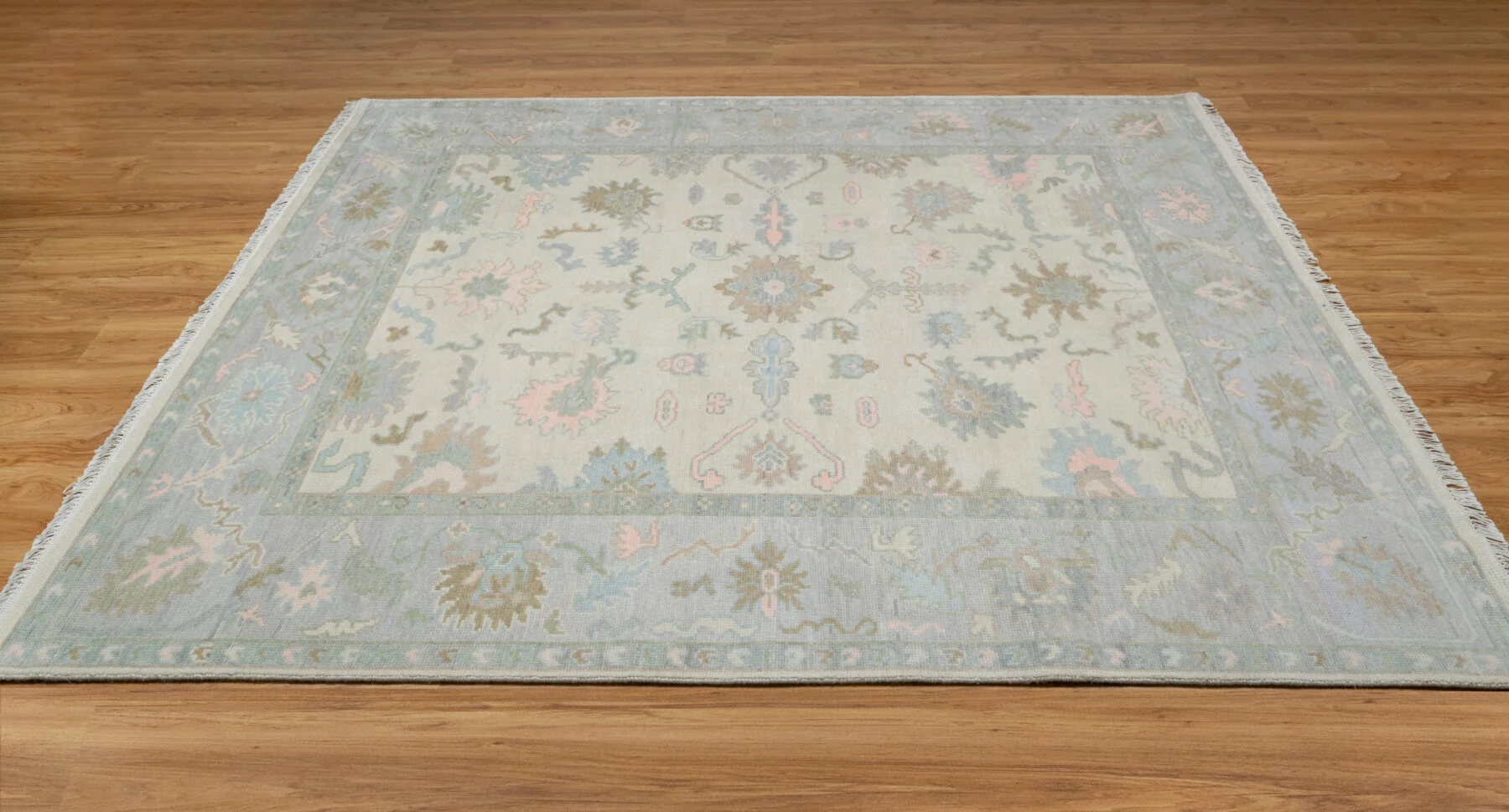 Ivory & Olive Hand-Knotted Oushak Rug – Palmette & Rosette (3821)