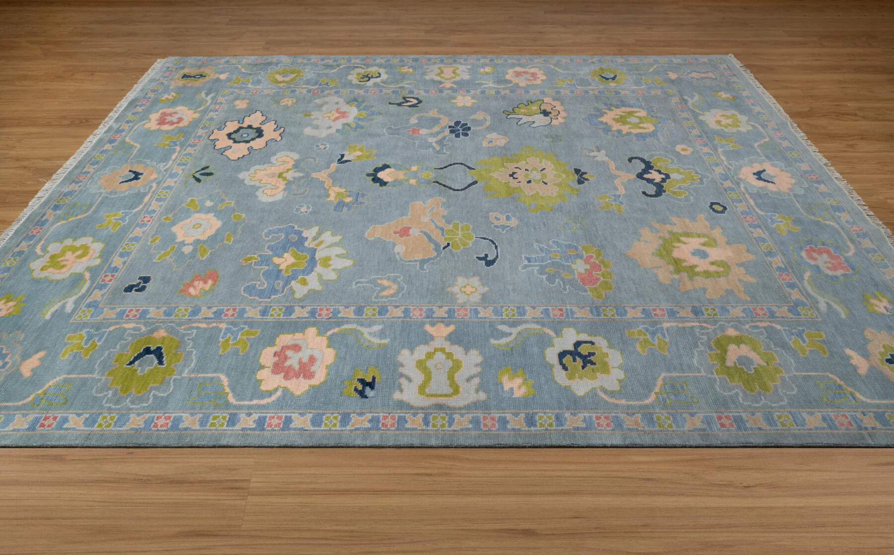 Blue & Blush Hand-Knotted Oushak Rug – Palmette & Rosette (3822)