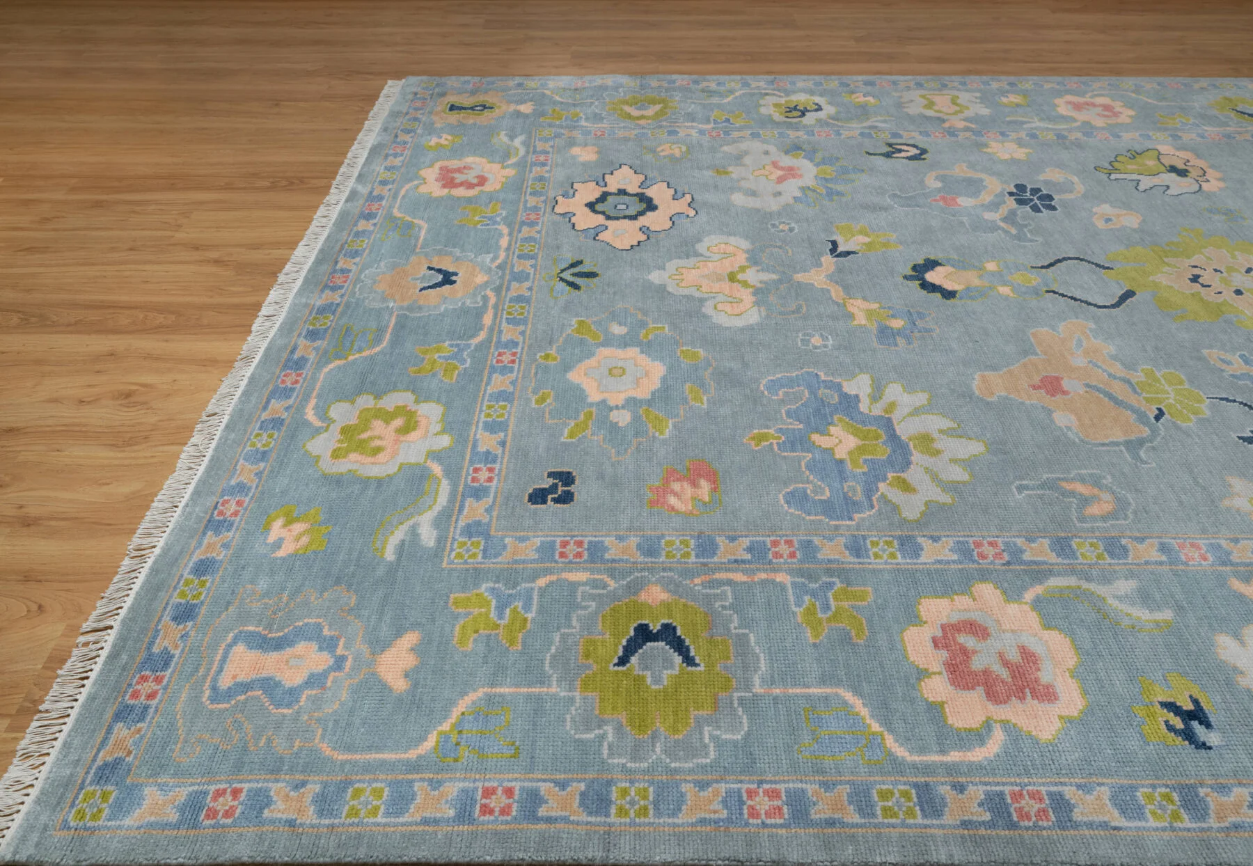Blue & Blush Hand-Knotted Oushak Rug – Palmette & Rosette (3822)