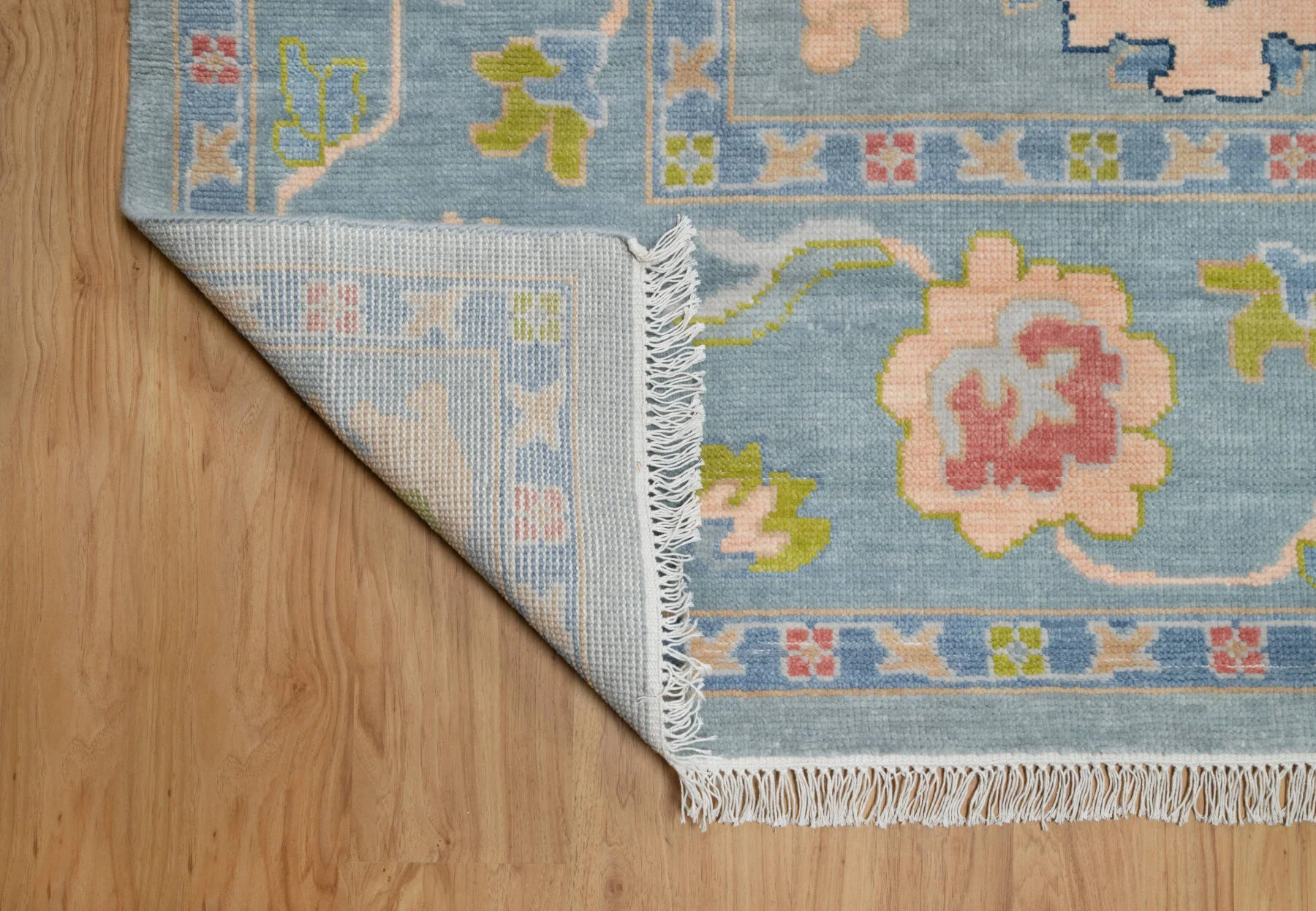 Blue & Blush Hand-Knotted Oushak Rug – Palmette & Rosette (3822)