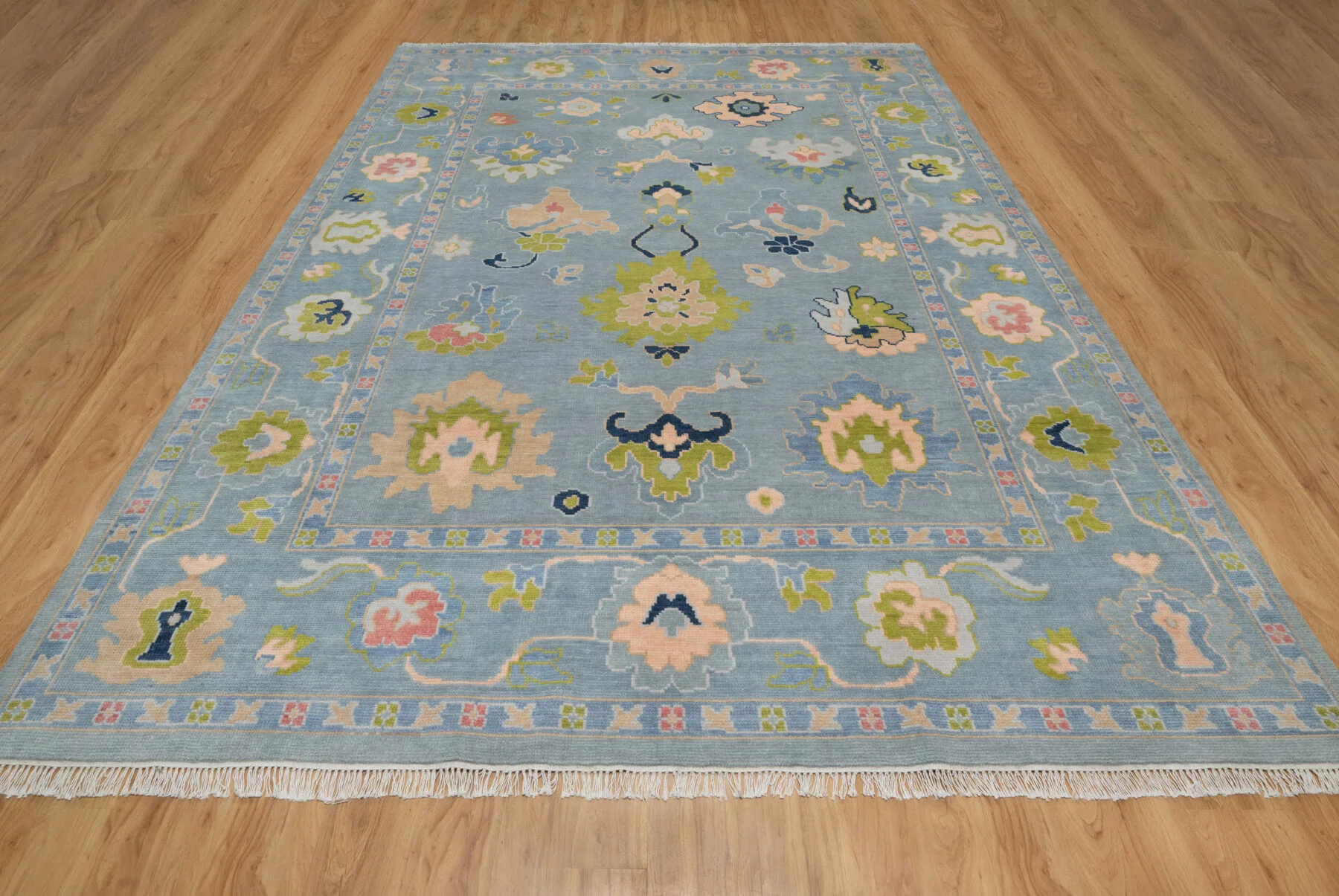 Blue & Blush Hand-Knotted Oushak Rug – Palmette & Rosette (3822)