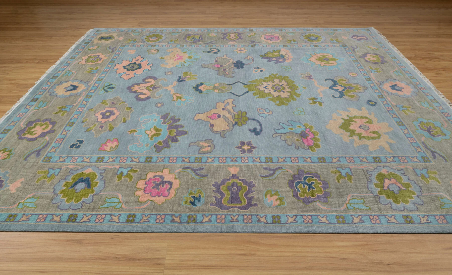 Blue & Blush Hand-Knotted Oushak Rug – Palmette & Rosette (3824)