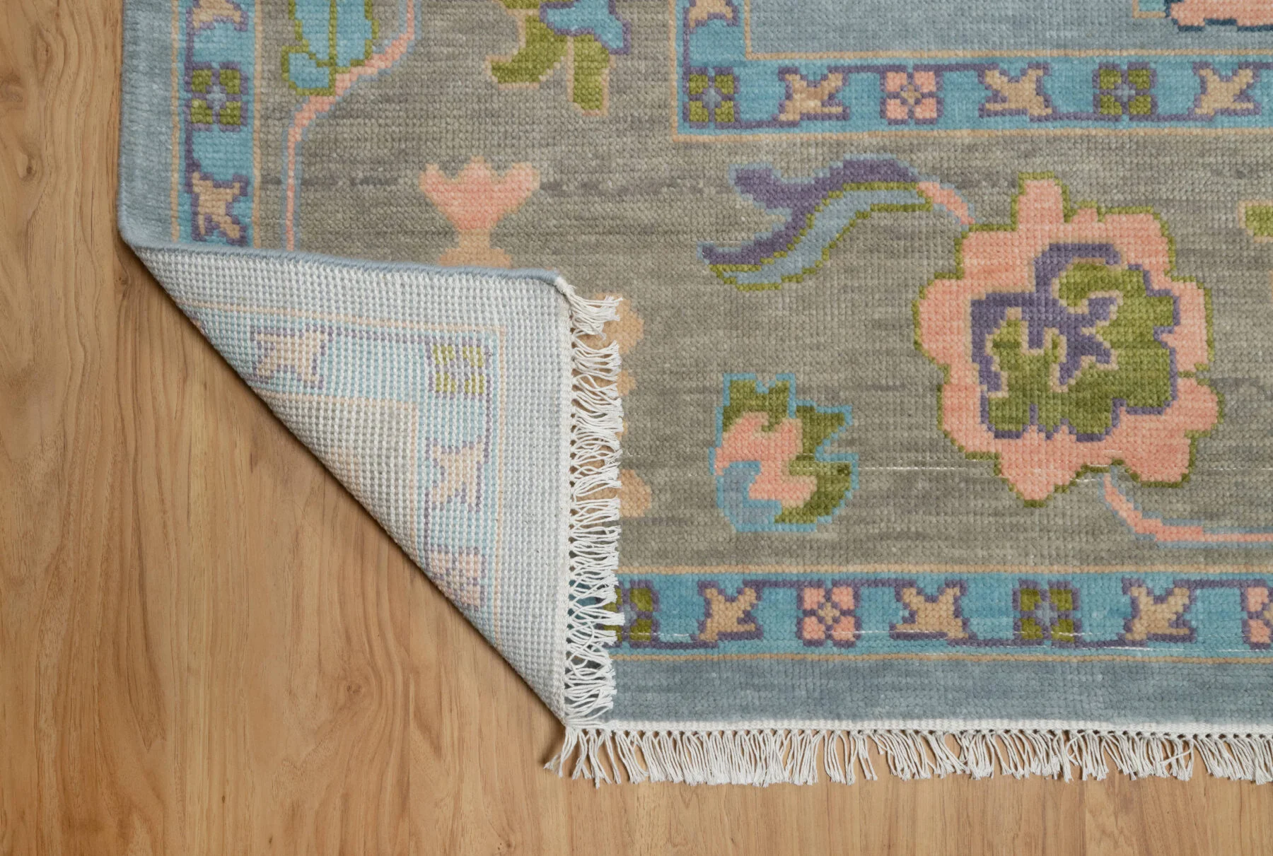 Blue & Blush Hand-Knotted Oushak Rug – Palmette & Rosette (3824)