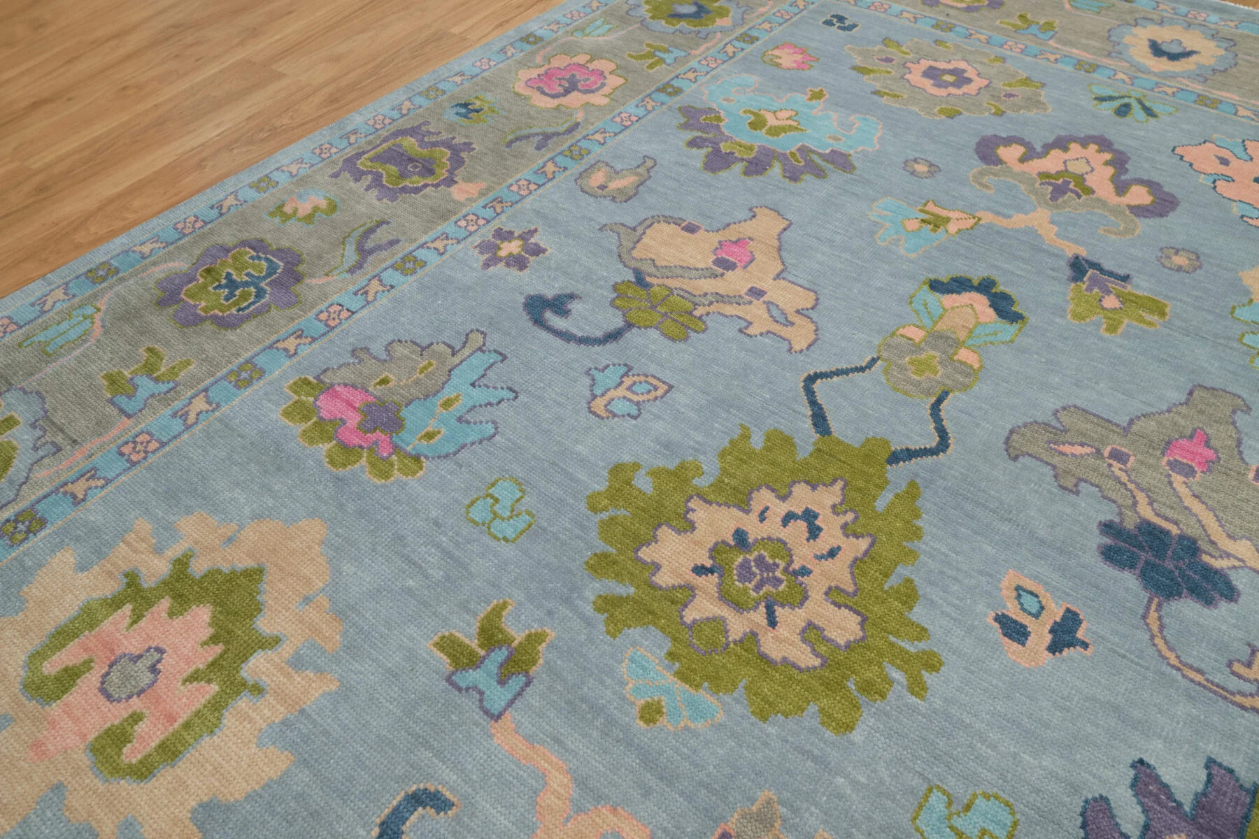 Blue & Blush Hand-Knotted Oushak Rug – Palmette & Rosette (3824)