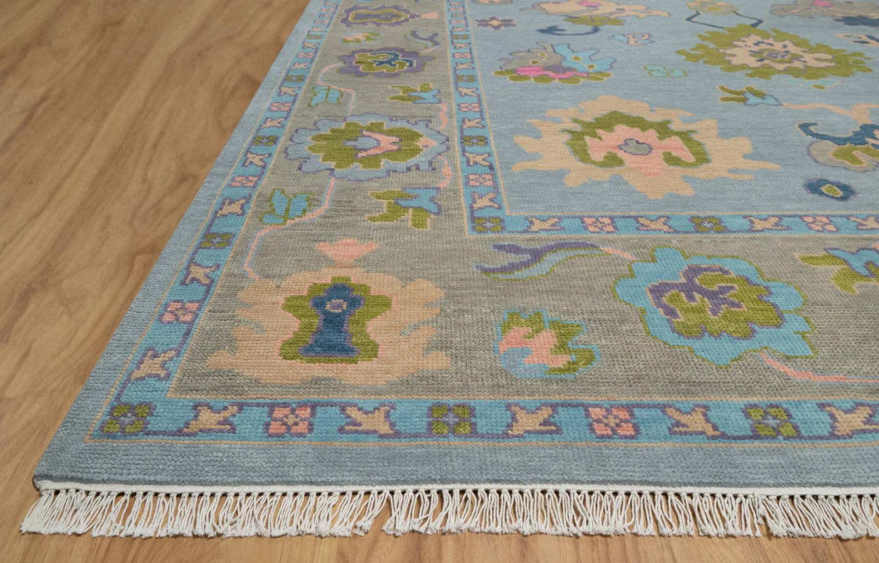 Blue & Blush Hand-Knotted Oushak Rug – Palmette & Rosette (3824)